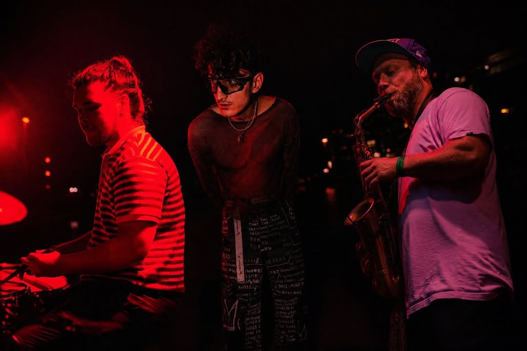 Let Them Jam live trio