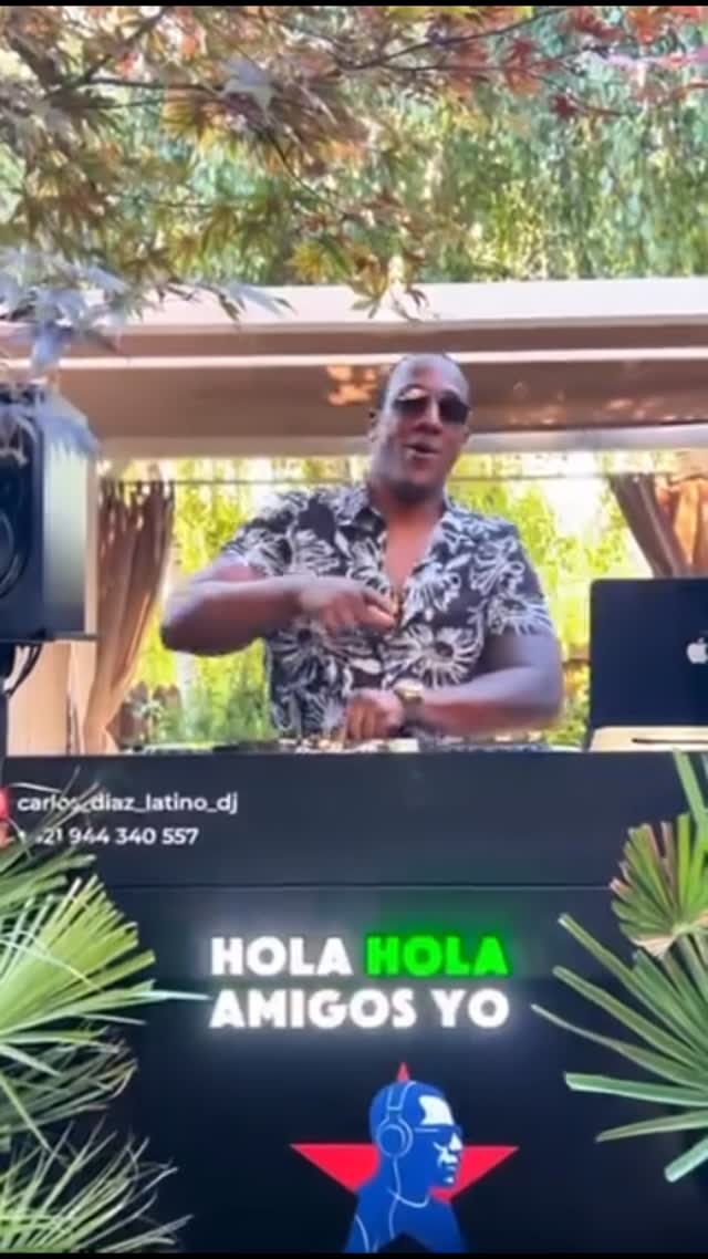 Beach Latino Party with Carlos Díaz